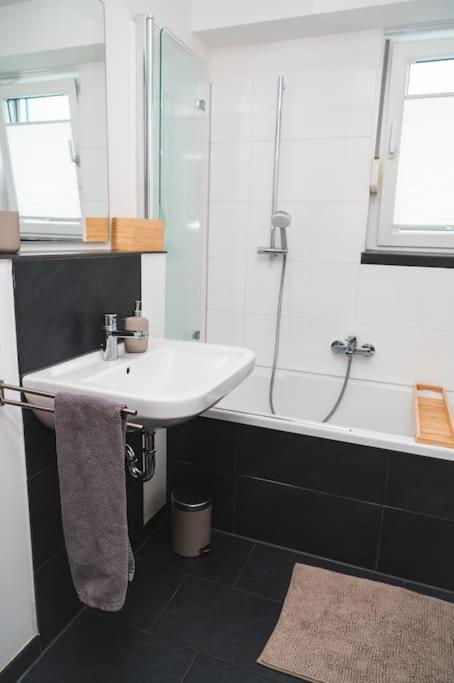 Traumwohnung Im Koelner Sueden Хюрт Экстерьер фото